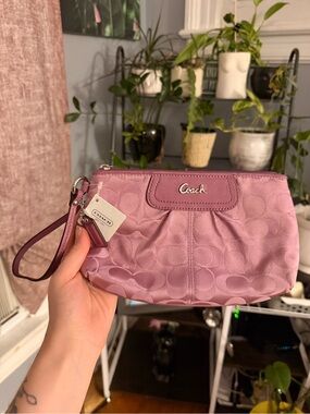 NWT Coach Signature Wristlet